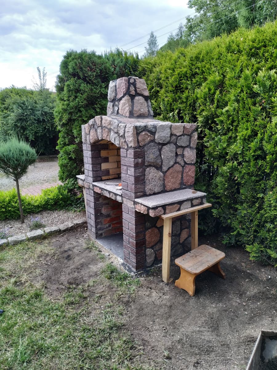 Grill murowany z kamienia - realizacja Monta